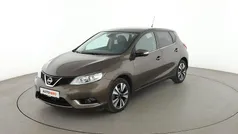 Braun Gebraucht 2015 Nissan Pulsar Tekna Limousine | 10.540 € (Fairer Preis)