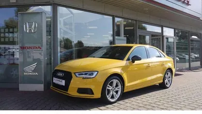 Individuallackierungen audi ex Gebraucht 2019 Audi A3 Sport Limousine | 18.450 € (Fairer Preis)