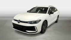 Gebraucht 2025 VW Passat R-line Kombi | 41.840 € (Fairer Preis)