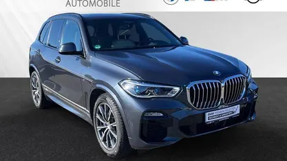 Gebraucht BMW X5 M Sport 394 PS (289 kW) 2021 Arktikgrau brillanteffekt metallic SUV