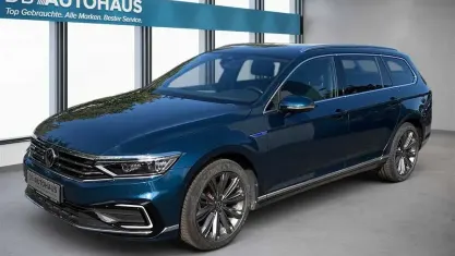 Gebraucht VW Passat GTE 218 PS (160 kW) 2022 Blau Kombi