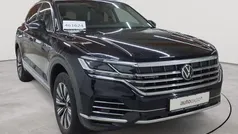 Deep black perleffekt Gebraucht 2021 VW Touareg Elegance SUV | 40.590 € (Guter Preis)