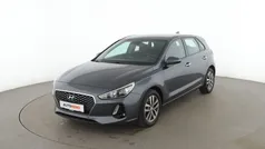 Grau Gebraucht 2017 Hyundai i30 Passion Plus Limousine | 13.130 € (Fairer Preis)