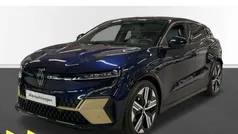 Blau rre schwarz Gebraucht 2022 Renault Mégane Iconic Limousine | 29.490 € (Fairer Preis)