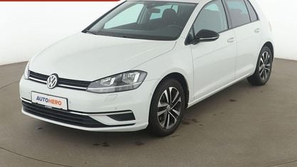 Używany VW Golf VII IQ Drive 116 KM (85 kW) 2019 Biały Sedan/Limuzyna