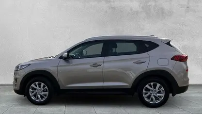 Gebraucht Hyundai Tucson 136 PS (100 kW) 2020 Grau SUV