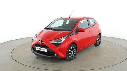 Brugt Toyota Aygo X-play 72 HK (52 kW) 2021 Rød Hatchback