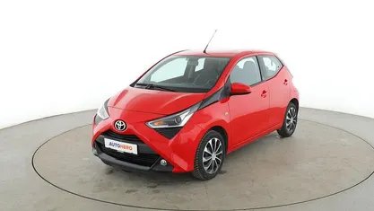 Gebraucht Toyota Aygo X-play 72 PS (52 kW) 2021 Rot Kleinwagen