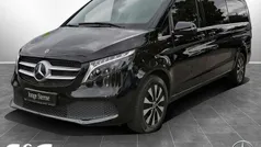 Gebraucht 2023 Mercedes V300 Avantgarde Van / Kleinbus | 59.441 € (Superpreis)