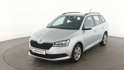Grau Gebraucht 2022 Skoda Fabia Ambition Kombi | 13.980 € (Guter Preis)