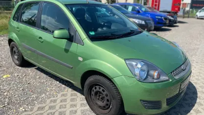 Gebraucht Ford Fiesta 80 PS (58 kW) 2008 Grün Kleinwagen