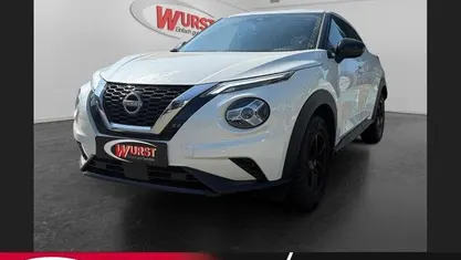 M) (weiss Gebraucht 2023 Nissan Juke Style Edition SUV | 16.190 € (Superpreis)