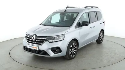 Grau Gebraucht 2023 Renault Kangoo Techno Van / Kleinbus | 24.630 € (Fairer Preis)