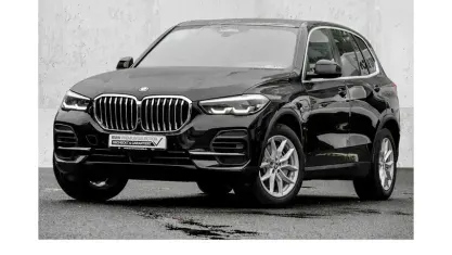 Gebraucht BMW X5 Sport Line 394 PS (289 kW) 2023 Schwarz SUV