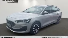 Silber Gebraucht 2024 Ford Focus Titanium Kombi | 25.340 € (Superpreis)
