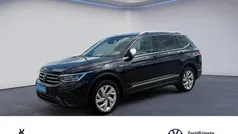 Schwarz Gebraucht 2024 VW Tiguan Allspace Life SUV | 38.390 € (Fairer Preis)