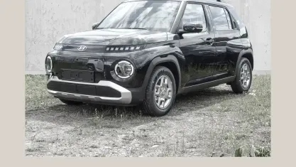 Neu Hyundai Inster Trend 85 kW (116 PS) 2026 Schwarz Kleinwagen