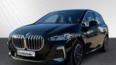 Gruen Gebraucht 2023 BMW 218 Active Tourer M Sport Van / Kleinbus | 29.990 € (Fairer Preis)