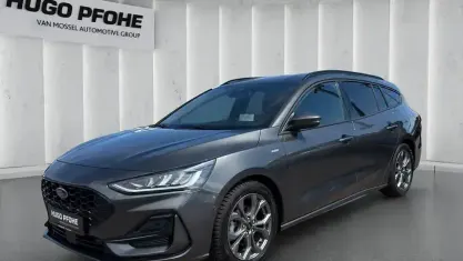 Gebraucht Ford Focus ST-Line X 155 PS (114 kW) 2025 Grau Kombi