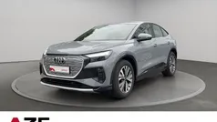 Grau Gebraucht 2022 Audi Q4 Sportback e-tron Advanced SUV | 37.890 € (Fairer Preis)