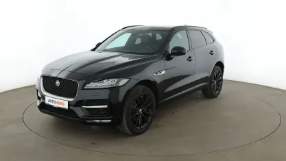 Begagnad Jaguar F-Pace R-Sport 301 HK (221 kW) 2019 Svart SUV