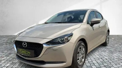 Gebraucht Mazda 2 Center-Line 75 PS (55 kW) 2022 Platinum quartz Limousine