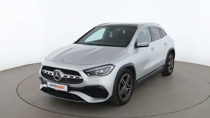 Gebraucht Mercedes GLA250 AMG line 224 PS (164 kW) 2020 Grau SUV