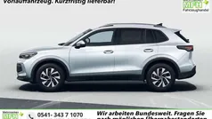 Oyster silver metallic Neu 2025 VW Tiguan SUV | 37.608 € (Superpreis)