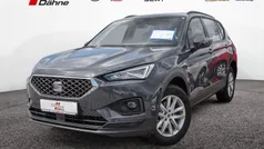 Grau / delfin grau (metallic) Gebraucht 2024 Seat Tarraco Style SUV | 33.880 € (Fairer Preis)