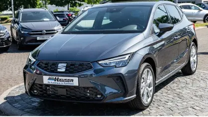 Neu Seat Ibiza Style 116 PS (85 kW) 2026 Grau Kleinwagen