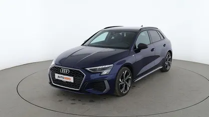 Second-hand Audi A3 S-Line 150 CP (110 kW) 2023 Albastru Berlinǎ