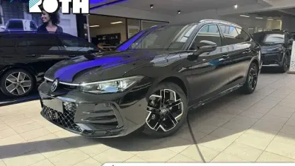Gebraucht VW Passat R-line 150 PS (110 kW) 2026 Schwarz Kombi