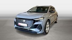 Grau Gebraucht 2022 Audi Q4 e-tron Sport SUV | 31.780 € (Guter Preis)