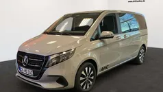 Mercedes V220