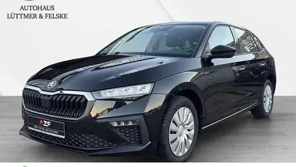 Schwarz Gebraucht 2024 Skoda Scala Essence Kleinwagen | 19.980 € (Guter Preis)