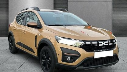 Neu Dacia Sandero Extreme 110 PS (80 kW) 2025 Safaribeige SUV