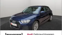Blau Gebraucht 2024 Audi A1 Sportback Advanced Kleinwagen | 21.876 € (Fairer Preis)