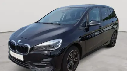 Gebraucht BMW 218 Gran Tourer Sport Line 136 PS (100 kW) 2022 Schwarz uni Van / Kleinbus