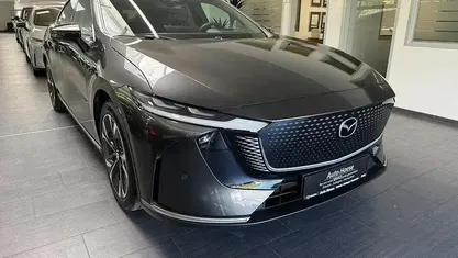 Nuova Mazda 6e Takumi-Line 189 kW (258 CV) 2026 Grigio Berlina