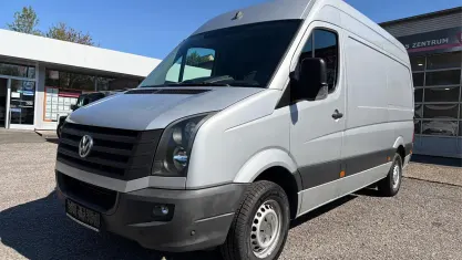 Gebraucht VW Crafter 136 PS (100 kW) 2015 Oxidsilber metallic Van
