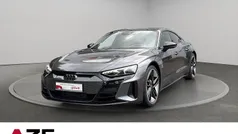 Grau Gebraucht 2022 Audi e-tron GT quattro Ambiente Limousine | 55.890 € (Guter Preis)