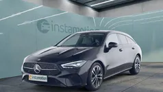 Schwarz Gebraucht 2024 Mercedes CLA180 Limousine | 31.549 € (Fairer Preis)