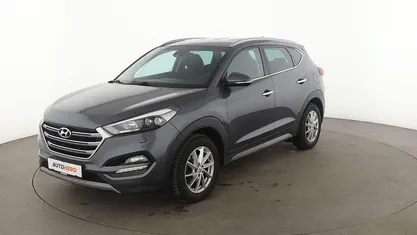 Grau Gebraucht 2018 Hyundai Tucson Premium SUV | 18.240 € (Fairer Preis)