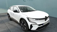 Weiß Gebraucht 2022 Renault Mégane Equilibre Limousine | 23.188 € (Fairer Preis)