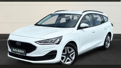 Weiß Gebraucht 2022 Ford Focus Cool & Connect Kombi | 16.760 € (Fairer Preis)