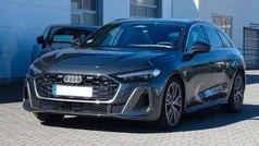Grau Gebraucht 2024 Audi A5 S-Line Coupé | 58.800 € (Superpreis)