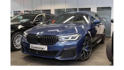 Gebraucht BMW 530 M Sport 286 PS (210 kW) 2021 Blau Kombi