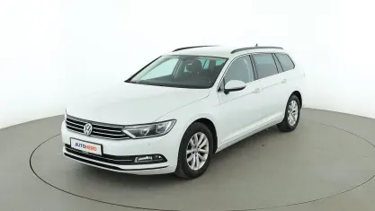 Gebraucht VW Passat Comfortline 150 PS (110 kW) 2018 Weiß Kombi
