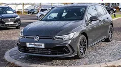 Grau Gebraucht 2024 VW Golf VIII R-line Limousine | 31.399 € (Superpreis)