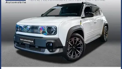 Gebraucht Renault 4 E-Tech Iconic 110 kW (150 PS) 2025 Weiß + black pearlschwarz (weiß) SUV